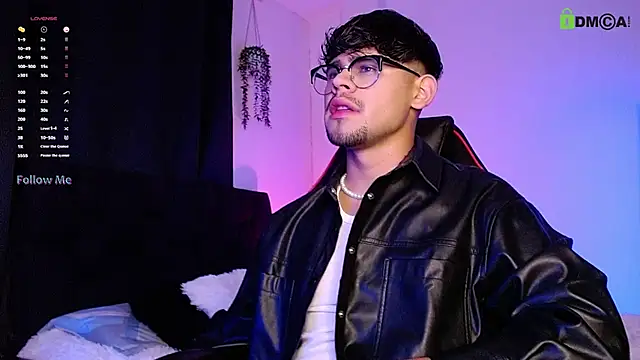Snapshot of isaac-saenz chatting on October 2025 11:35:01 PM isaac-saenz online show from October 2025 11:35:01 PM