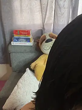 ZafiroKlein online show from November 2025 08:36:02 PM