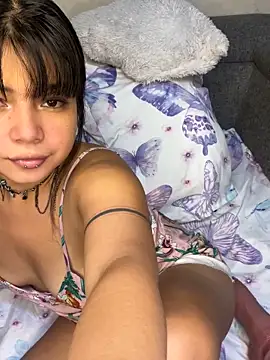 ZafiroKlein online show from May 2026 11:23:02 PM
