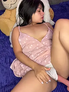 ZafiroKlein online show from December 2025 07:51:02 PM