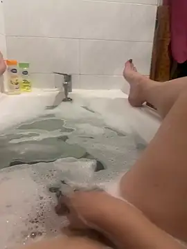 MissNadiaX06 online show from March 2026 09:43:02 PM