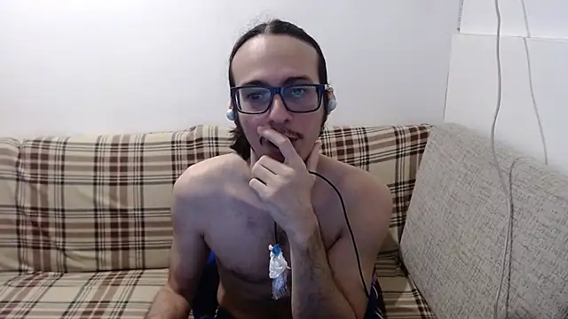 cholitohermoso online show from July 2026 02:16:01 PM