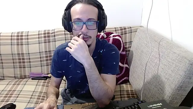 cholitohermoso online show from June 2026 03:33:02 PM