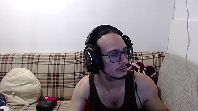 cholitohermoso online show from April 2026 04:20:02 PM