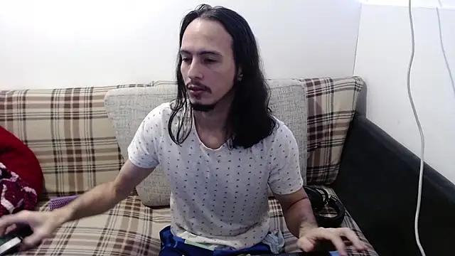 cholitohermoso online show from June 2026 11:33:02 PM