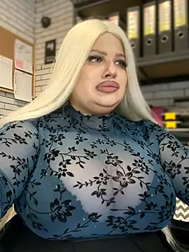 Eliaden online show from November 2025 03:32:02 AM