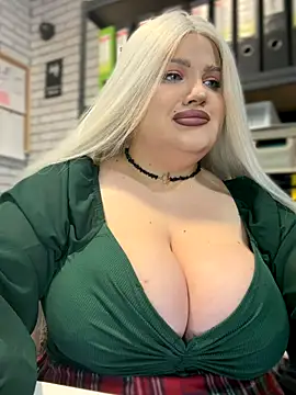 Eliaden online show from December 2025 03:29:02 AM