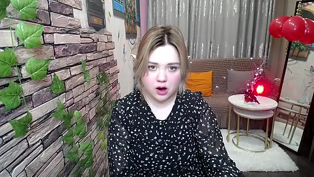 Snapshot of Finna_39 chatting on February 2025 03:21:01 AM Finna 39 online show from February 2025 03:21:01 AM