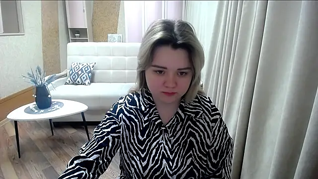 Snapshot of Finna_39 chatting on February 2025 02:37:01 PM Finna 39 online show from February 2025 02:37:01 PM