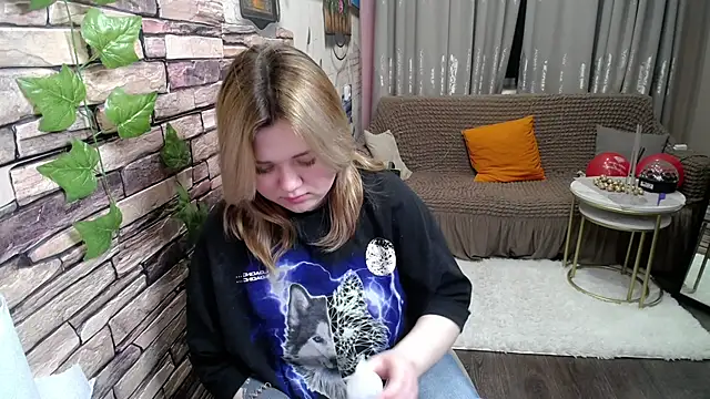 Snapshot of Finna_39 chatting on February 2025 07:56:01 PM Finna 39 online show from February 2025 07:56:01 PM