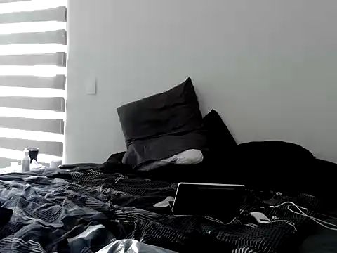 Iscariot19 online show from February 2026 12:10:02 AM