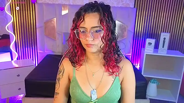 kristen tay online show from March 2026 03:33:01 AM