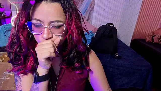 kristen tay online show from May 2026 03:01:02 AM