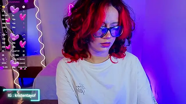 Snapshot of kristen_tay chatting on October 2025 03:17:02 AM kristen tay online show from October 2025 03:17:02 AM