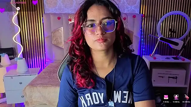 kristen tay online show from April 2026 03:02:01 AM