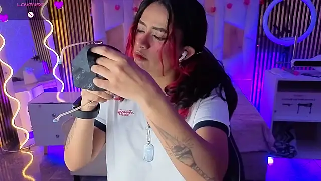 kristen tay online show from March 2026 03:19:02 AM