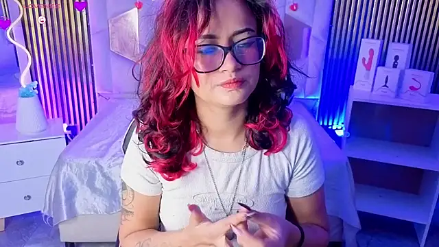 kristen tay online show from February 2026 03:29:02 AM