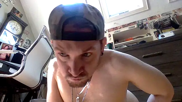 Sk00byJaXxX212 online show from March 2025 02:30:01 PM