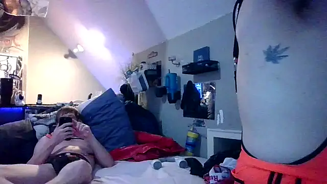 Sk00byJaXxX212 online show from March 2026 03:32:01 AM