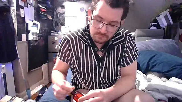 Sk00byJaXxX212 online show from October 2025 11:14:01 PM