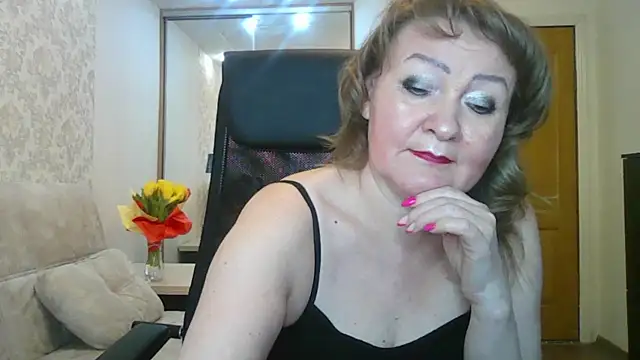 Snapshot of Victoria_secrets_ chatting on March 2025 04:04:01 PM Victoria secrets online show from March 2025 04:04:01 PM