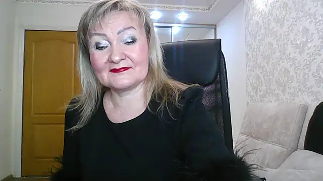 Snapshot of Victoria_secrets_ chatting on November 2025 06:57:01 AM Victoria secrets online show from November 2025 06:57:01 AM