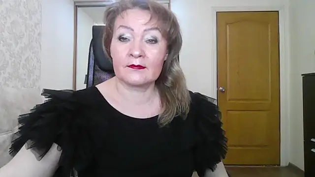 Snapshot of Victoria_secrets_ chatting on March 2025 09:51:02 AM Victoria secrets online show from March 2025 09:51:02 AM