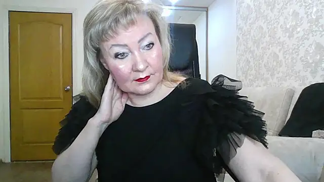 Snapshot of Victoria_secrets_ chatting on November 2025 04:11:02 AM Victoria secrets online show from November 2025 04:11:02 AM