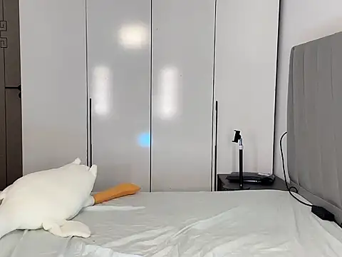 Snapshot of Kitty77 chatting on March 2025 07:15:01 PM Kitty77 online show from March 2025 07:15:01 PM