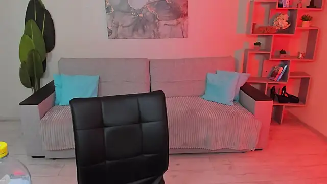 GabriellaMays online show from April 2026 05:12:01 AM