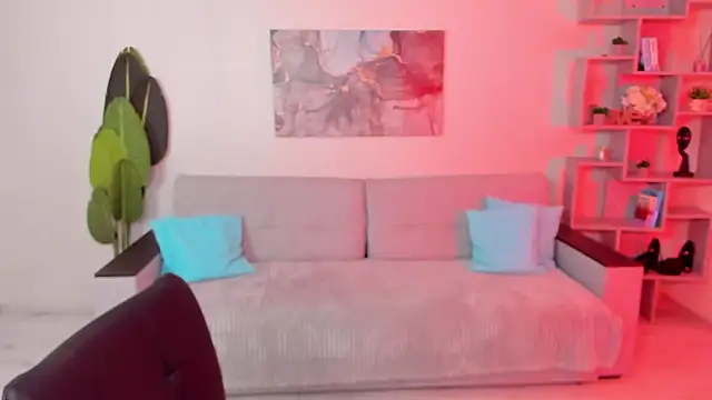 GabriellaMays online show from December 2025 05:13:01 AM