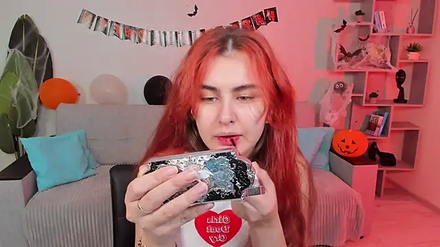 GabriellaMays online show from November 2025 05:12:02 AM