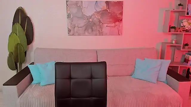 GabriellaMays online show from November 2025 05:11:01 AM