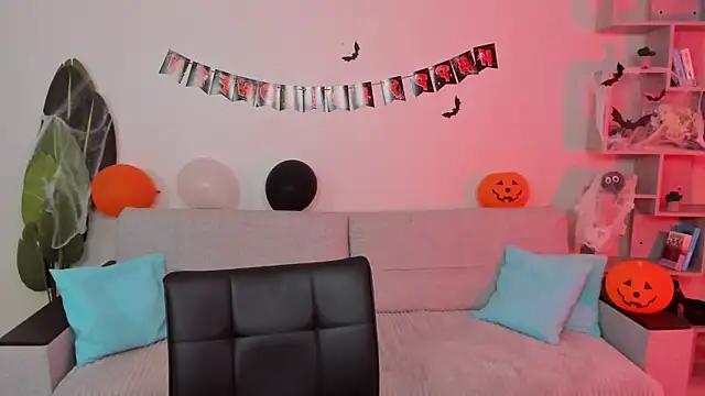 GabriellaMays online show from November 2025 05:14:02 AM