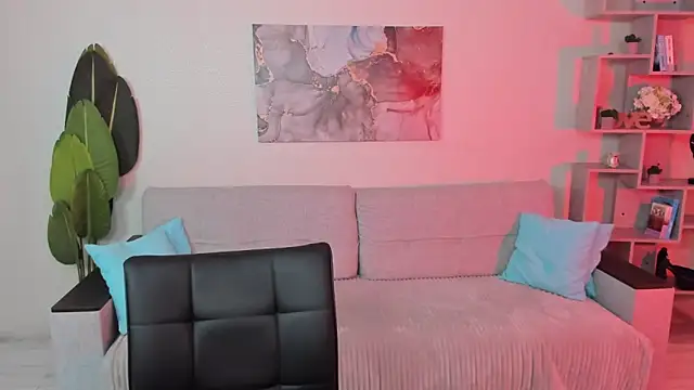 GabriellaMays online show from November 2025 05:11:02 AM