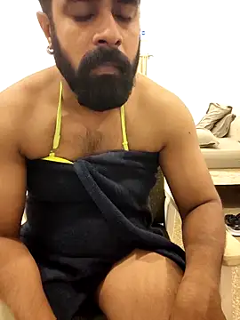 indian curve bum online show from October 2025 03:37:02 PM