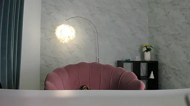 Aira star online show from March 2025 08:09:02 PM