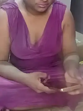 Snapshot of sanamteri- chatting on February 2025 06:12:01 PM sanamteri- online show from February 2025 06:12:01 PM