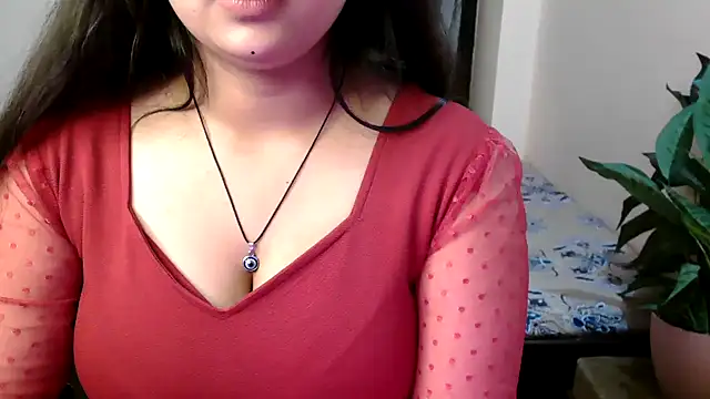 Snapshot of megancatluna chatting on March 2026 06:24:02 AM megancatluna online show from March 2026 06:24:02 AM