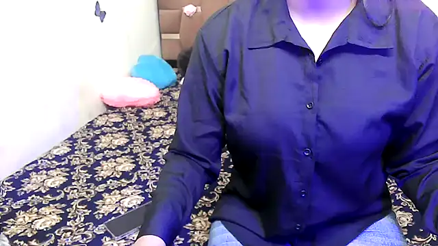 megancatluna online show from October 2025 04:13:01 AM