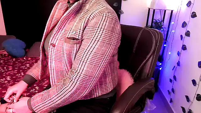 Snapshot of megancatluna chatting on January 2026 06:40:01 AM megancatluna online show from January 2026 06:40:01 AM