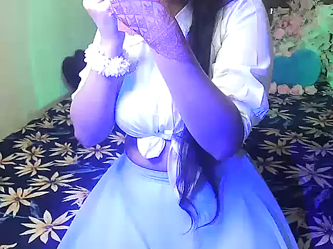 Snapshot of megancatluna chatting on September 2025 05:24:02 AM megancatluna online show from September 2025 05:24:02 AM