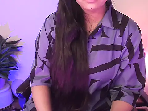 Snapshot of megancatluna chatting on December 2025 04:28:02 AM megancatluna online show from December 2025 04:28:02 AM