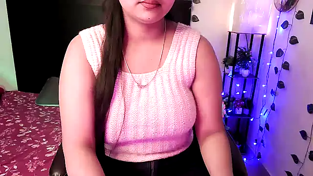 Snapshot of megancatluna chatting on January 2026 05:14:02 AM megancatluna online show from January 2026 05:14:02 AM