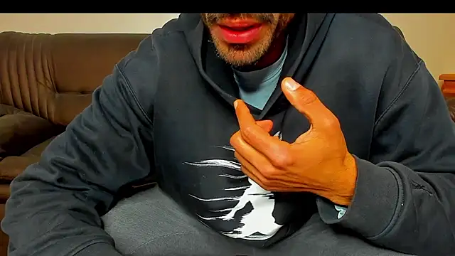 sexyhotmusclesforyou1 online show from April 2026 07:37:01 AM