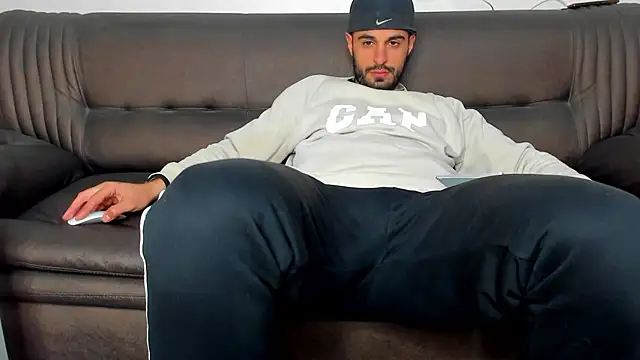 sexyhotmusclesforyou1 online show from March 2025 11:28:02 PM