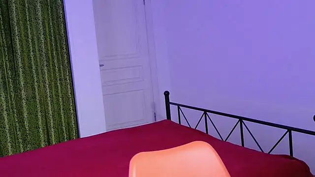 RaileReed online show from November 2025 01:45:01 PM