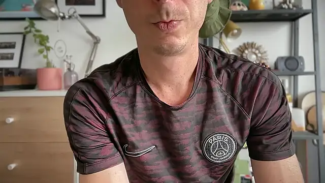 MikymikeBBWD online show from June 2026 11:33:01 AM