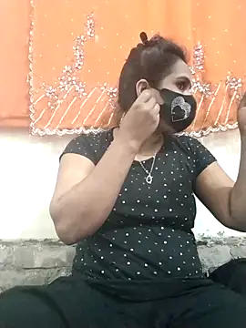 Snapshot of Mitila-3232 chatting on February 2025 06:51:02 AM Mitila-3232 online show from February 2025 06:51:02 AM