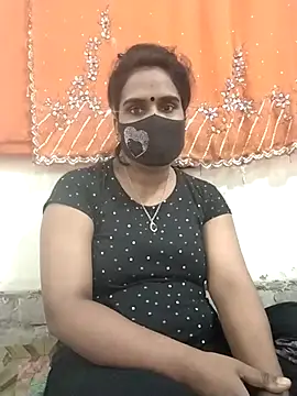 Snapshot of Mitila-3232 chatting on February 2025 06:25:02 AM Mitila-3232 online show from February 2025 06:25:02 AM